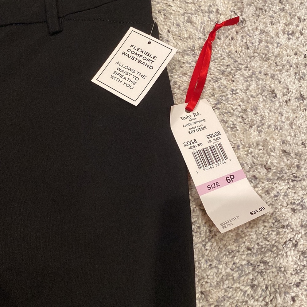 Ruby Rd black Bermuda shorts 6 - Picture 2 of 4